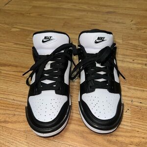 Nike panda dunks
